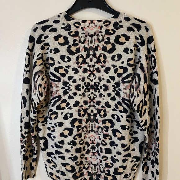 Brochu Walker 100% Cashmere Leopard Animal Print V-Neck Sweater Oversized - Picture 5 of 12